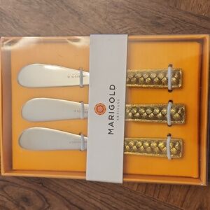 Marigold Artisans Cheese Spreaders - NIB